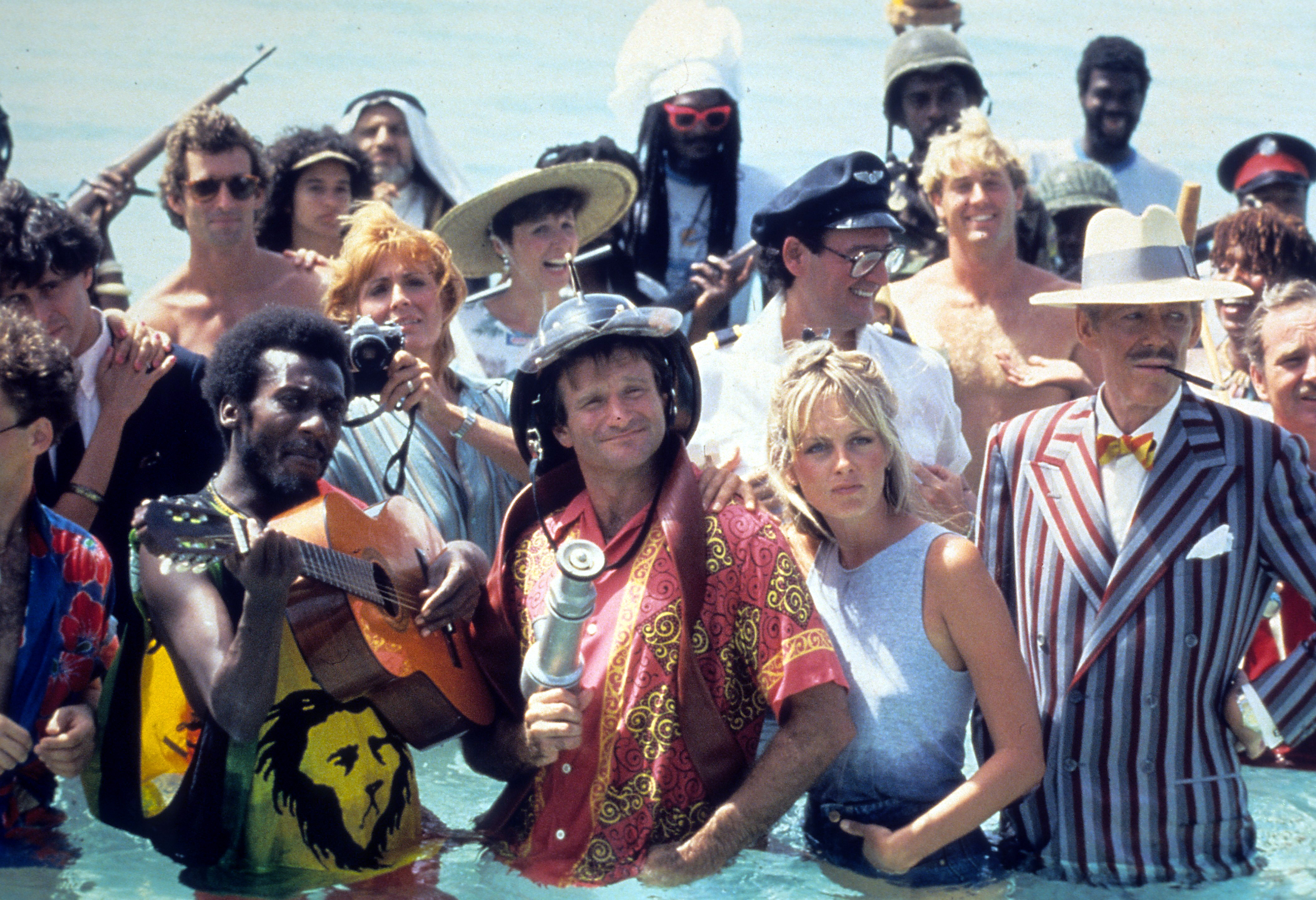 Club Paradise (1986) Screenshot 1