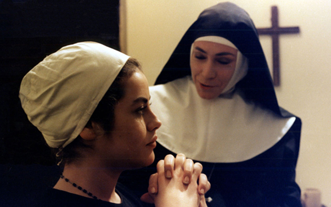 Convent of Sinners (1986) Screenshot 3