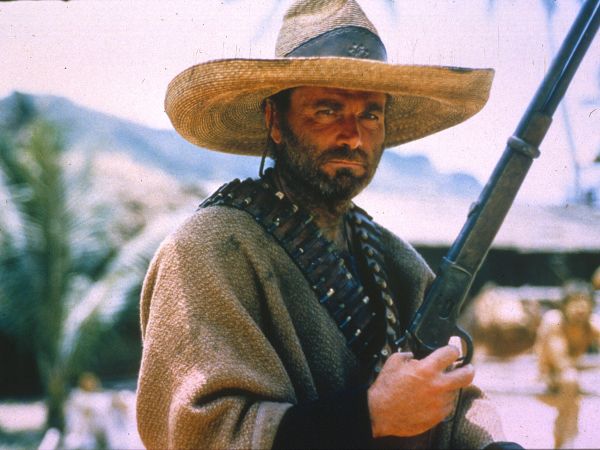 Django Strikes Again (1987) Screenshot 3