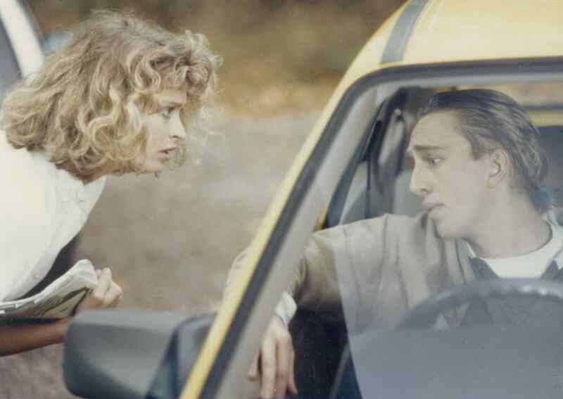 The Visitors (1988) Screenshot 4