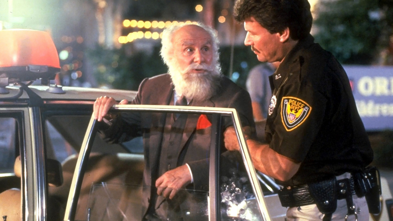 Ernest Saves Christmas (1988) Screenshot 1