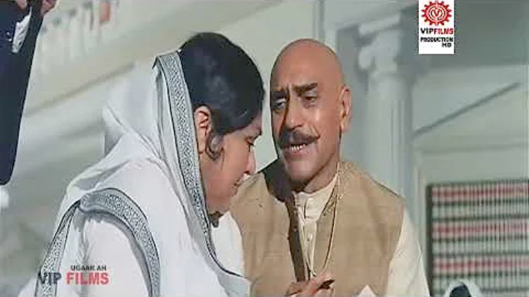 Gangaa Jamunaa Saraswathi (1988) Screenshot 2