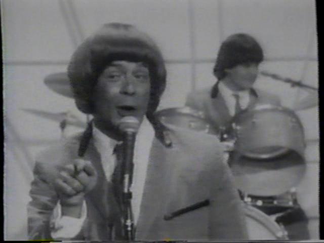 The Return of Bruno (1987) Screenshot 1