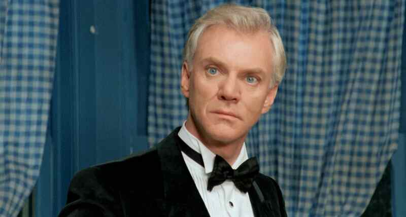 The Caller (1987) starring Malcolm McDowell on DVD DVD The Caller (1987) Screenshot 2