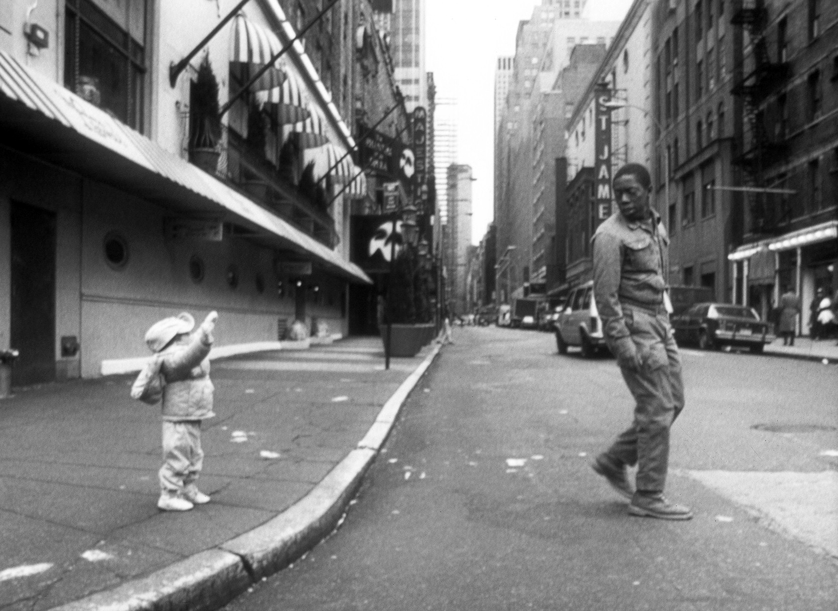 Sidewalk Stories (1989) Screenshot 3