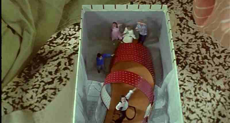 Wicked Stepmother (1989) Screenshot 2