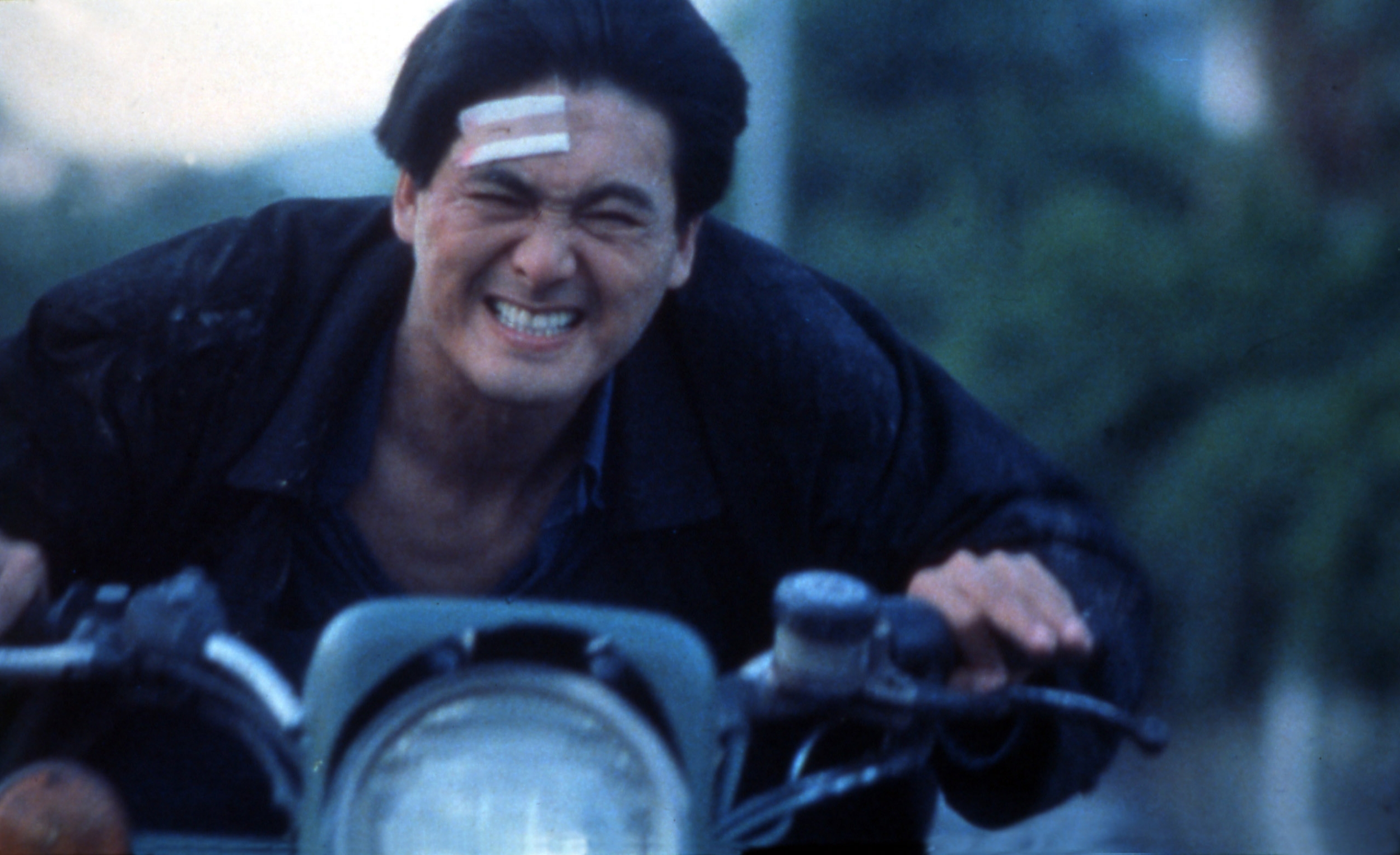 A Better Tomorrow III: Love and Death in Saigon (1989) Screenshot 4