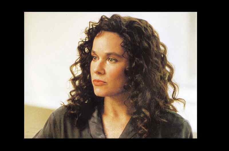 Defenseless (1991) Screenshot 3