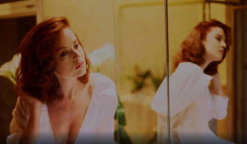 Mirror Images (1992) Screenshot 2