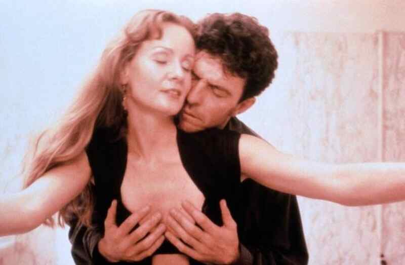 The Indecent Woman (1991) Screenshot 2