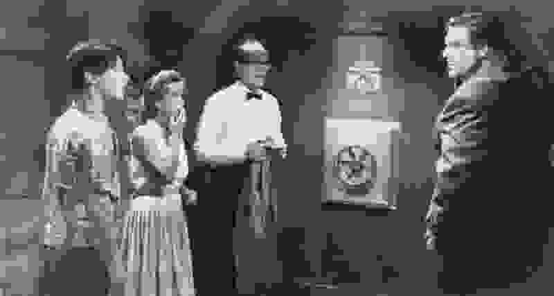 Matinee (1993) Screenshot 1