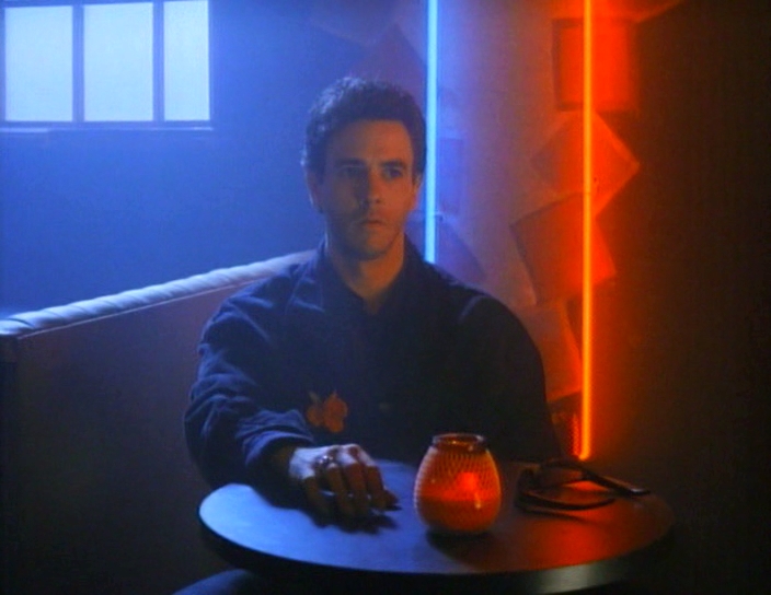 To Sleep with a Vampire (1992) Screenshot 2 