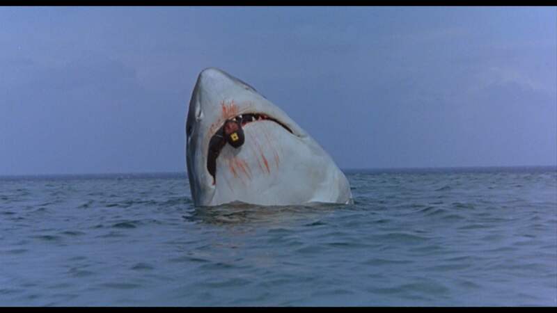 Cruel Jaws (1995) Screenshot 4