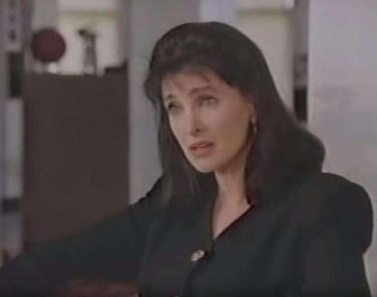 A Dangerous Affair (1995) Screenshot 4