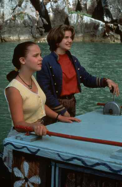 Gold Diggers: The Secret of Bear Mountain (1995) Screenshot 2