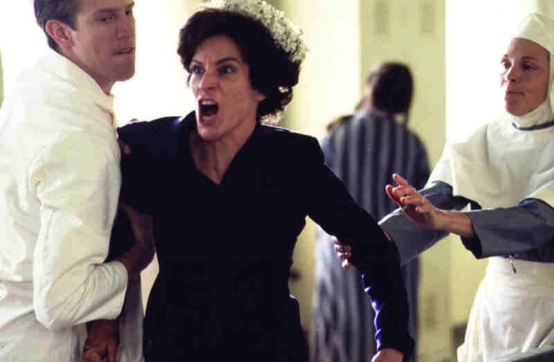 Under the Piano (1996) Screenshot 2
