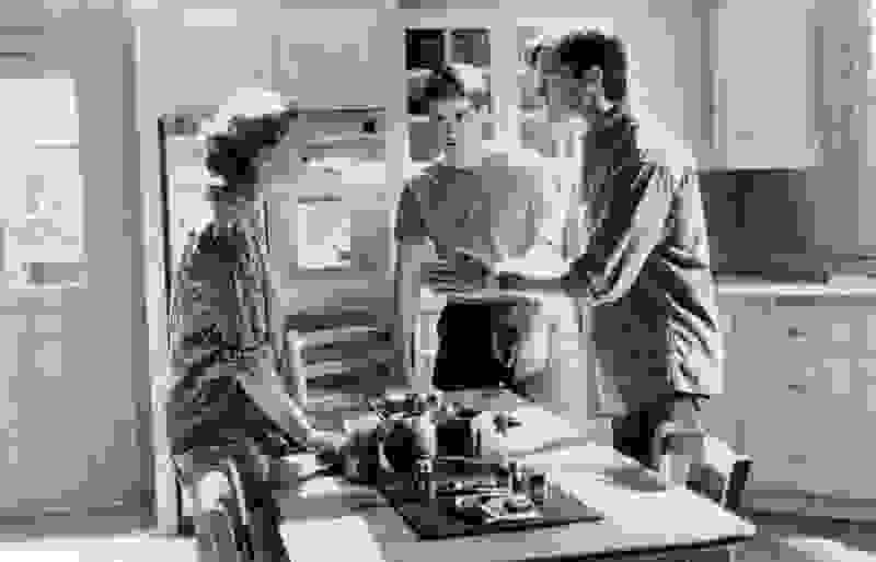The Trigger Effect (1996) Screenshot 2