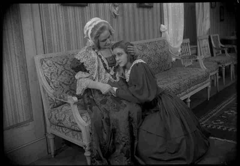 The Downy Girl (1919) Screenshot 3