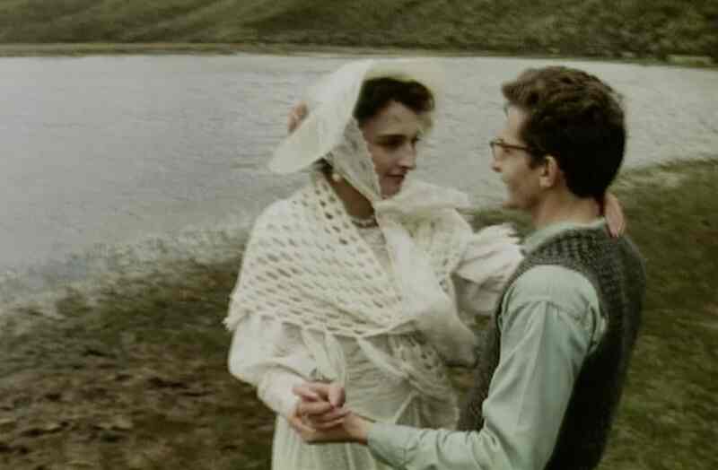 Between Marx and a Naked Woman (1996) with English Subtitles on DVD DVD Between Marx and a Naked Woman (1996) Screenshot 1