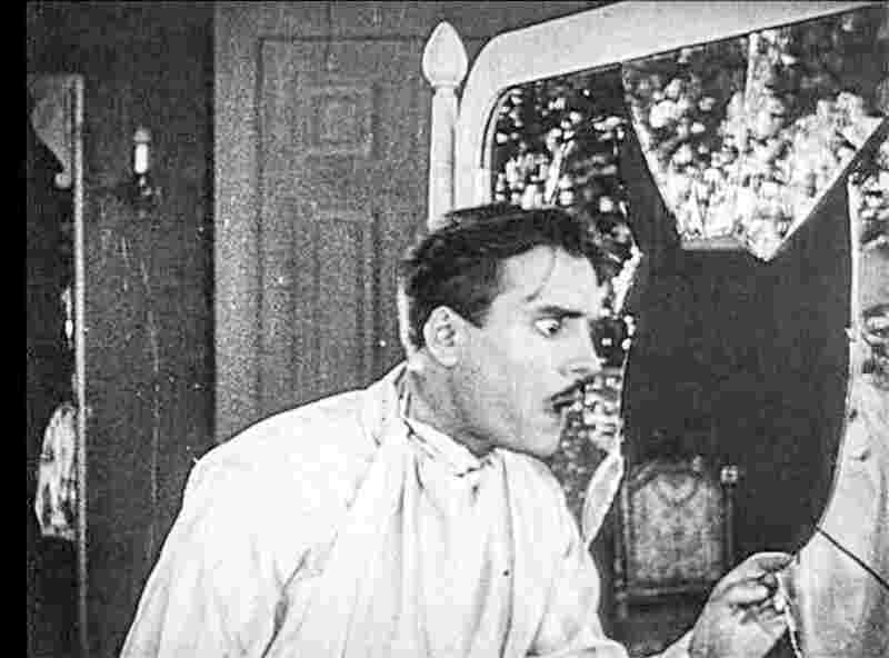 Seven Years Bad Luck (1921) Screenshot 5