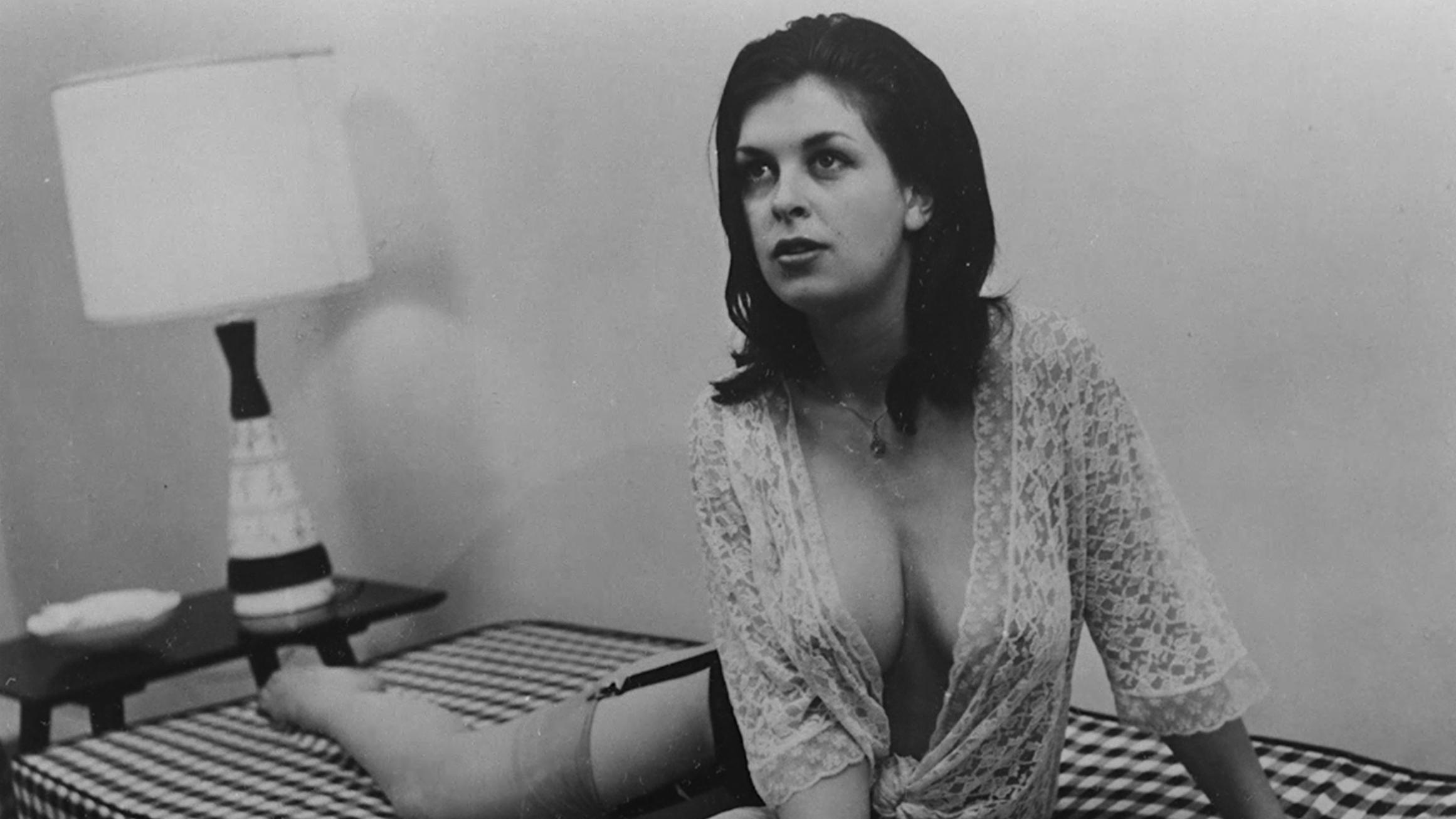 The Sex Perils of Paulette (1965) Screenshot 3