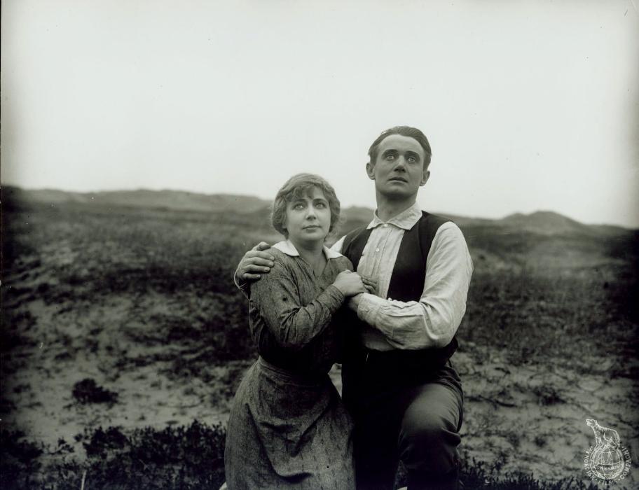The End of the World (1916) Screenshot 3 