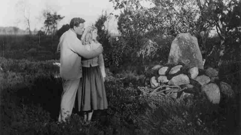Rape on the Moor (1952) Screenshot 1