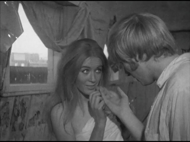 Nightbirds (1970) Screenshot 4