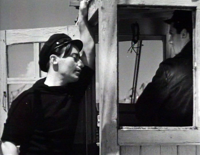 Lily of the Harbor (1952) Screenshot 3 