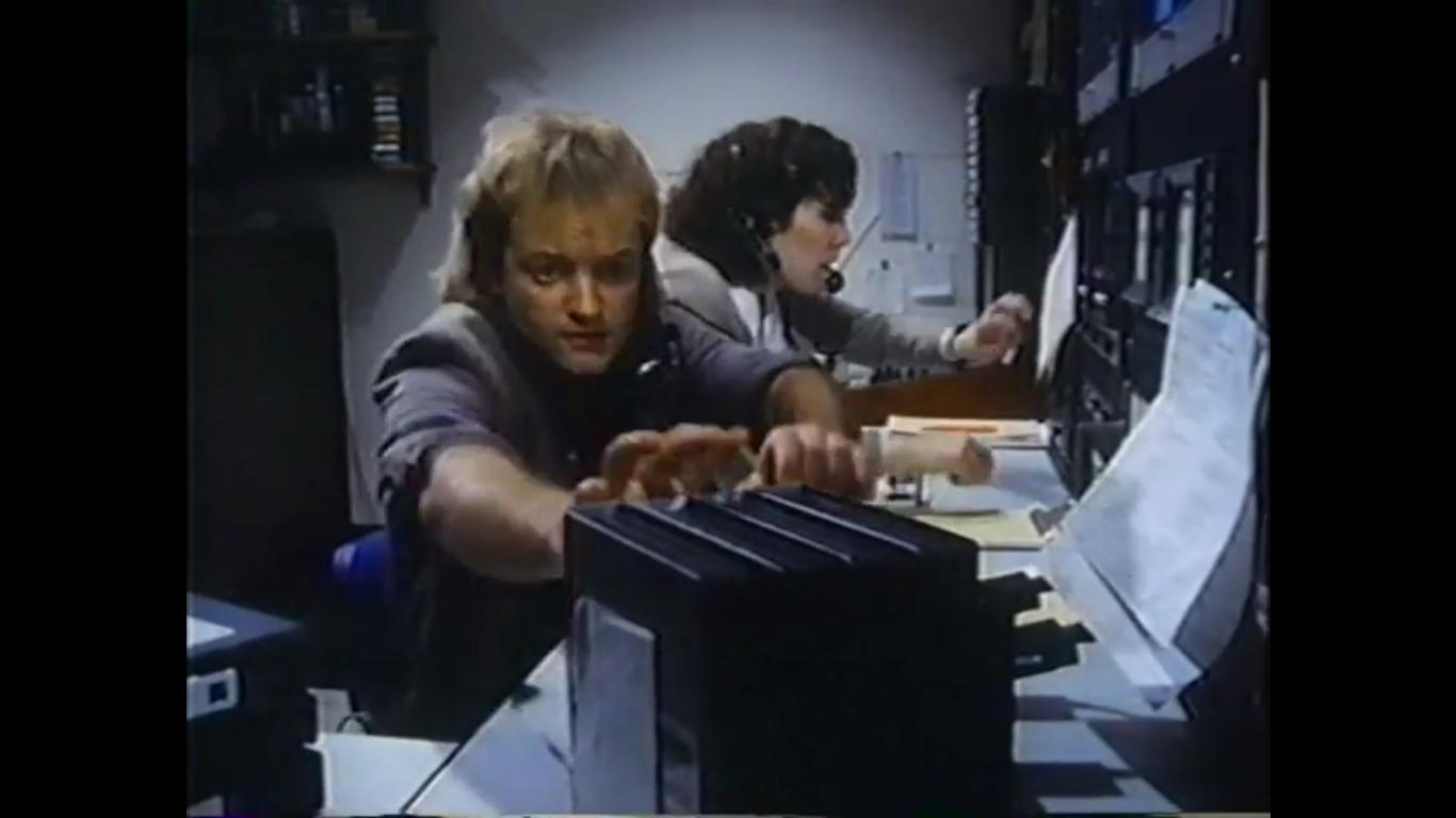 Tabloid (1989) Screenshot 5
