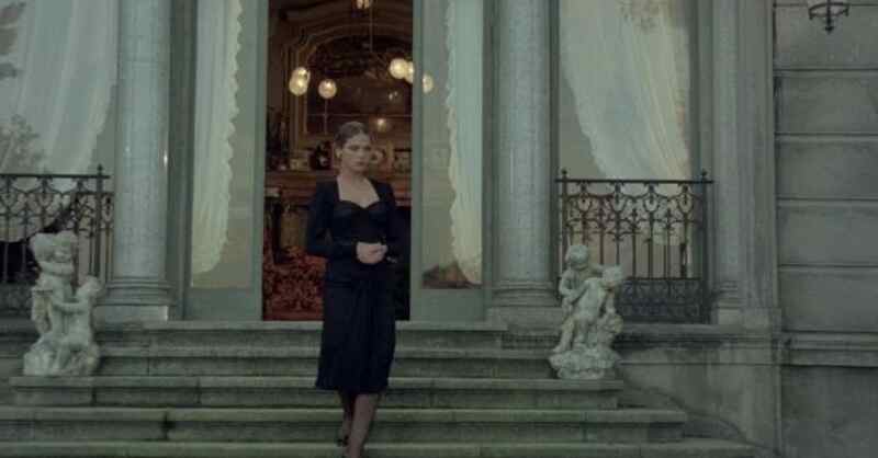 La stanza del vescovo (1977) Screenshot 3