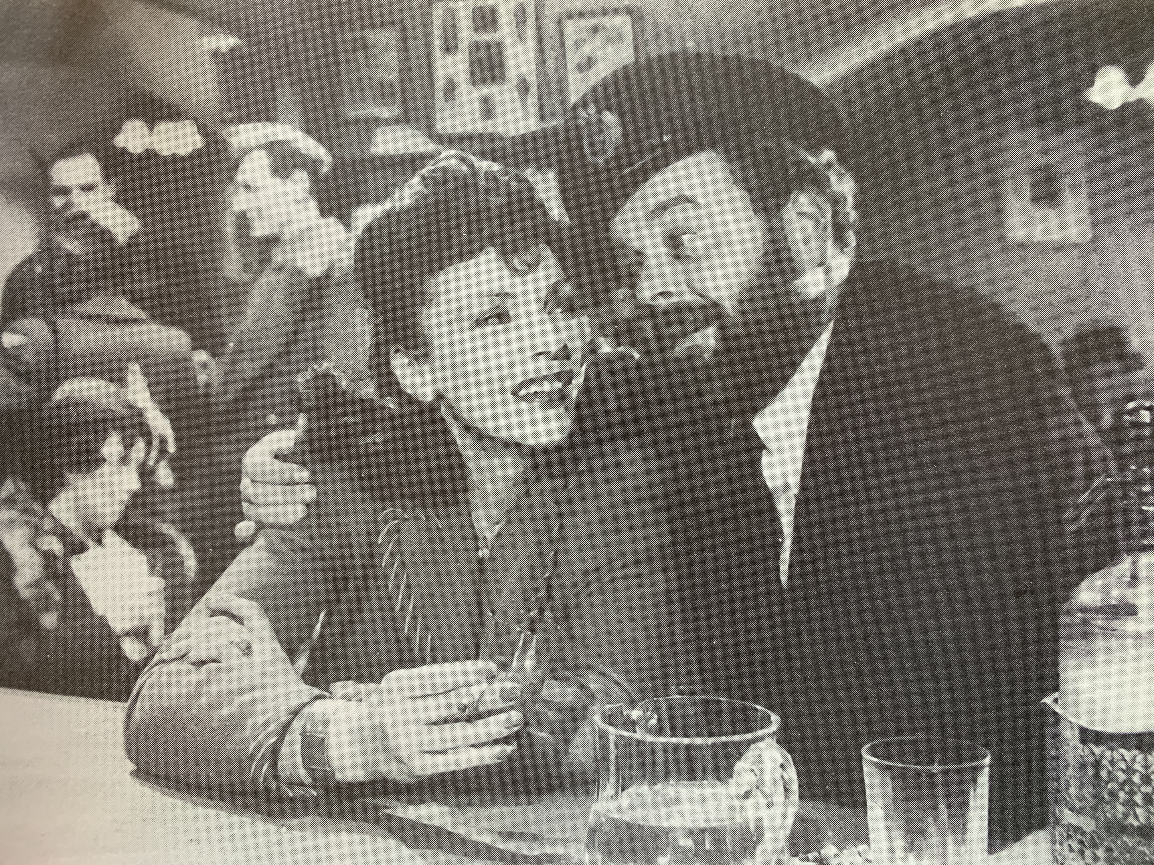 No Room at the Inn (1948) Screenshot 1