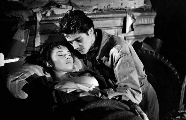 Maternité clandestine (1953) Screenshot 1