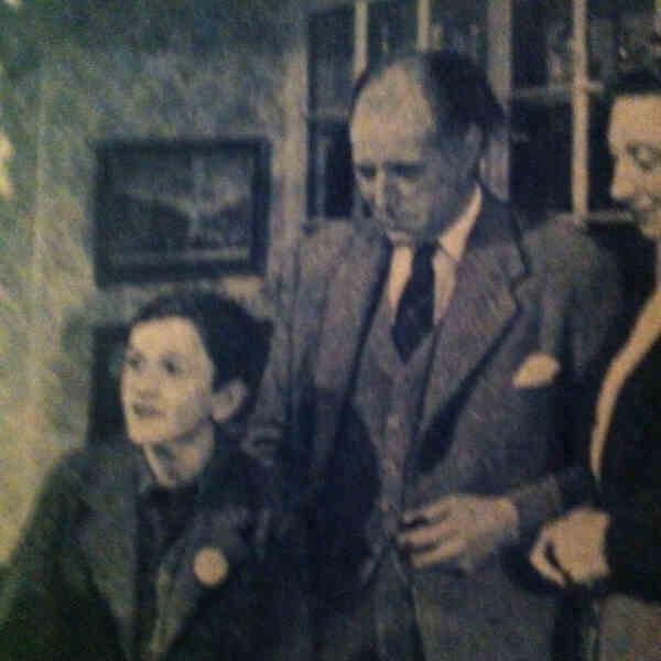 Johnny on the Run (1953) Screenshot 2
