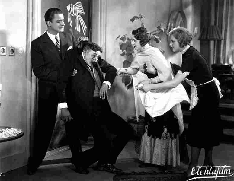 Business Under Distress (1931) with English Subtitles on DVD DVD Business in Distress (1931) Screenshot 2