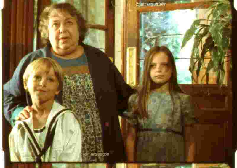 The Gingerbread House (1996) Screenshot 3