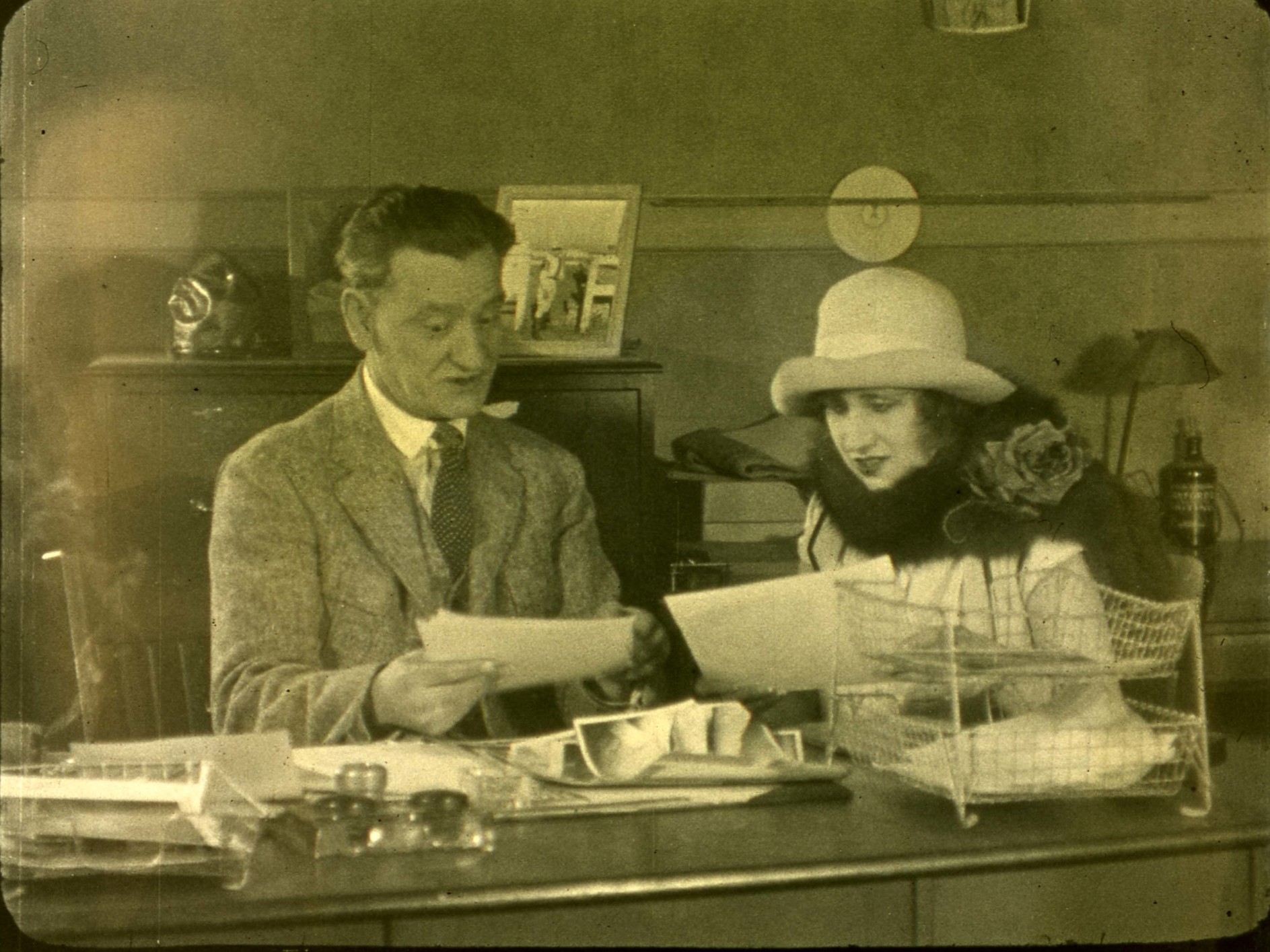 Street of Forgotten Women (1927) Screenshot 4 