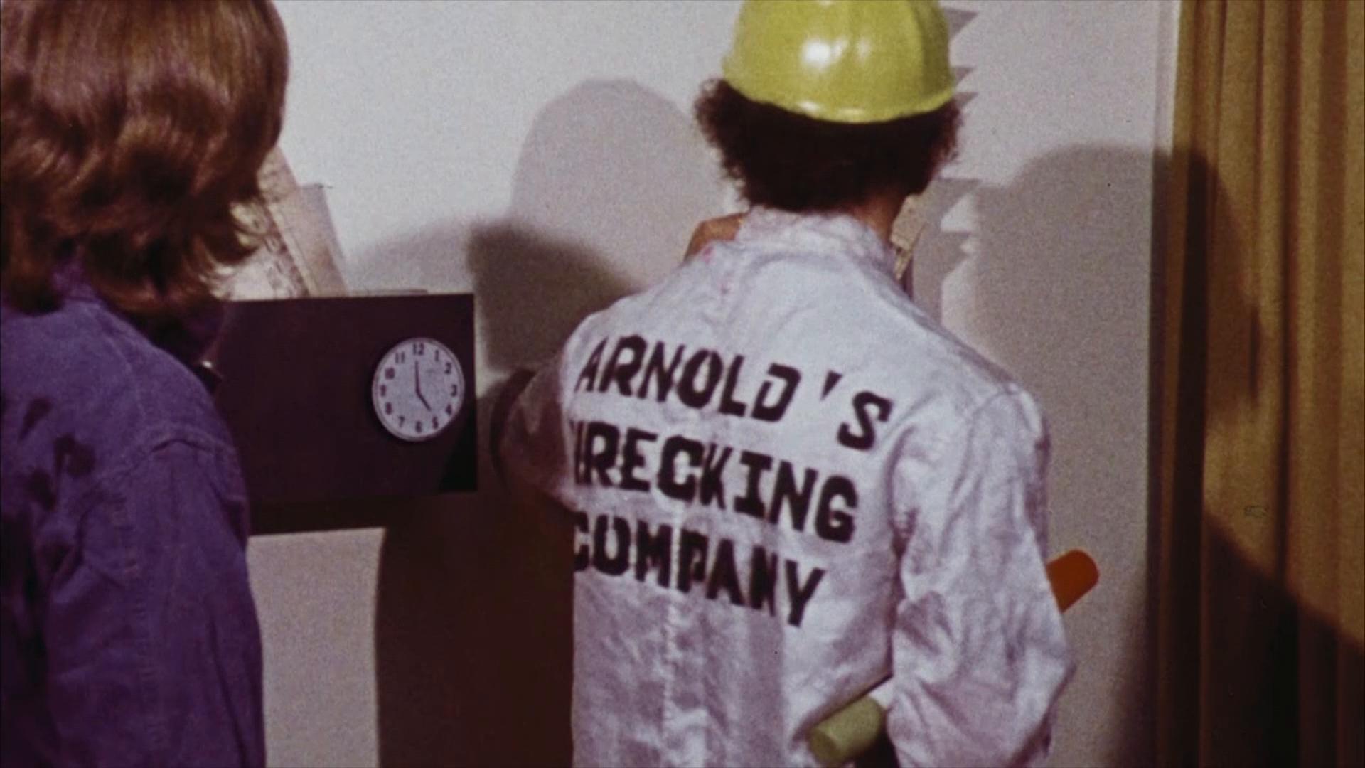 Arnold's Wrecking Co. (1973) Screenshot 2 