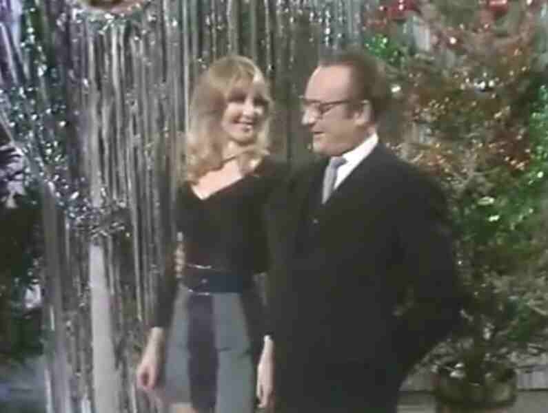 Carry on Christmas (1973) Screenshot 1