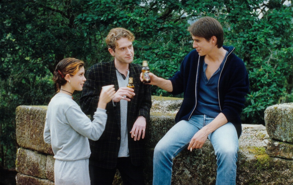 Nena (1998) Screenshot 1