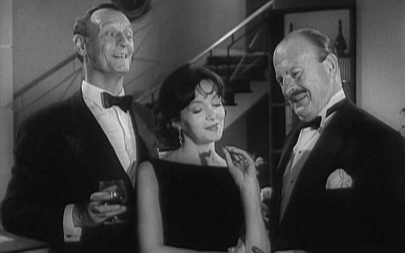 Strictly Confidential (1959) Screenshot 3