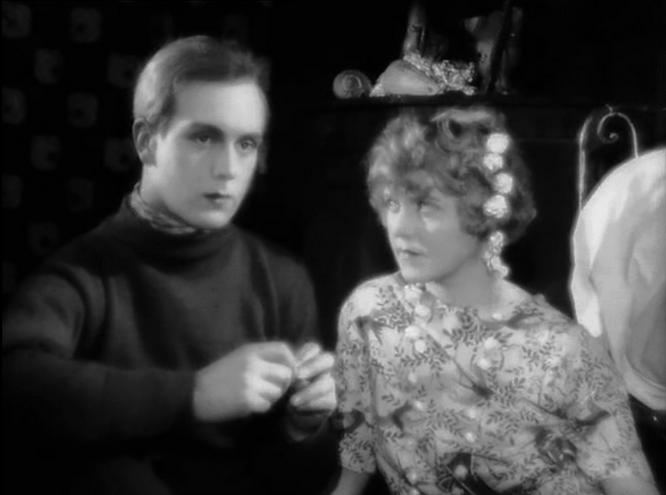 The Devil in the Heart (1927) Screenshot 1 