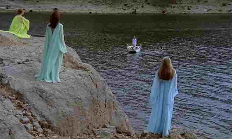 Girl Slaves of Morgana Le Fay (1971) Screenshot 5