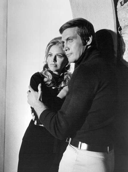 The Six Million Dollar Man: Wine, Women and War (1973) Screenshot 5