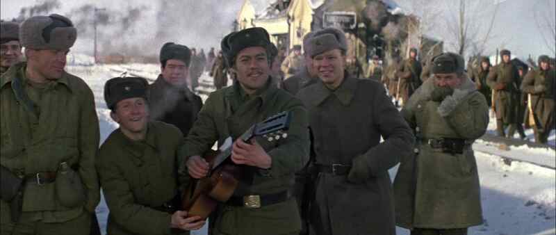 Goryachiy sneg (1972) Screenshot 3