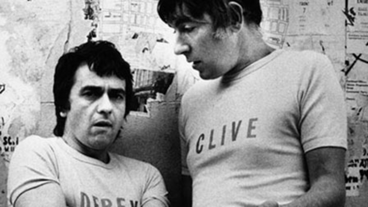 Derek and Clive Get the Horn (1979) Screenshot 4