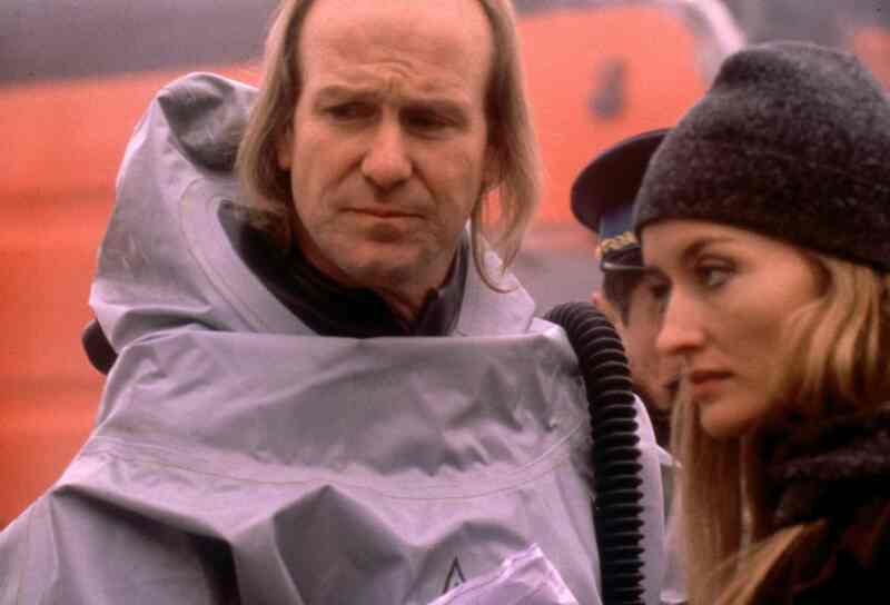 Contaminated Man (2000) Screenshot 2