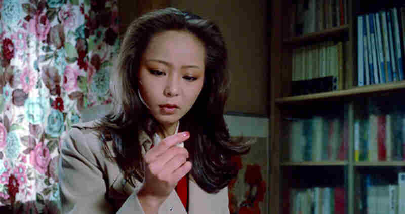 Female Teacher: In Front of the Students (1982) Screenshot 1