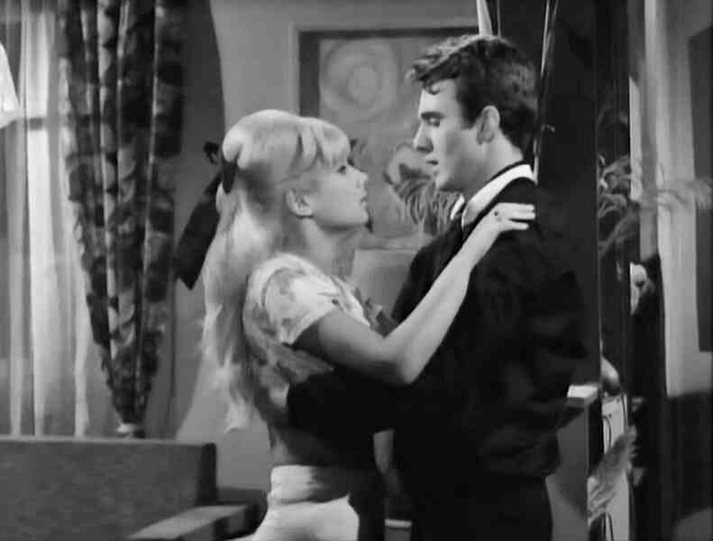 Lolites tis Athinas (1965) Screenshot 1