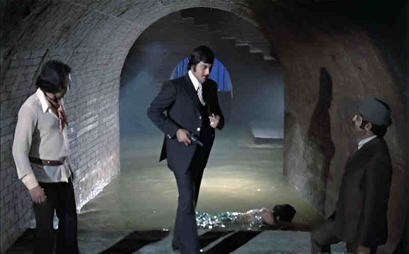 Gaddaar (1973) Screenshot 4